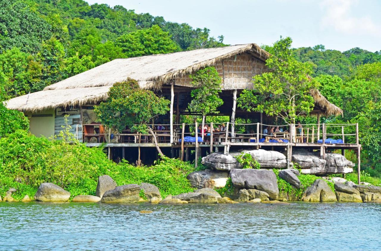 Mad Monkey Koh Rong Samloem Vandrarhem Koh Rong Sanloem Exteriör bild